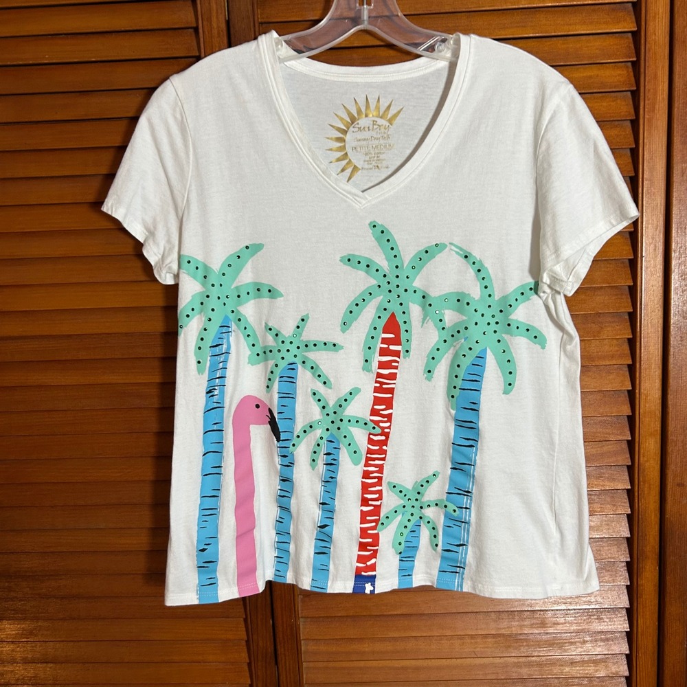 SunBay Petite Sunny Day Tech White‎ Flamingo Palm Tree V-Neck T-Shirt PM UPF 30